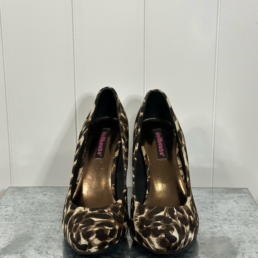Dollhouse Women's Animal Print Heels
